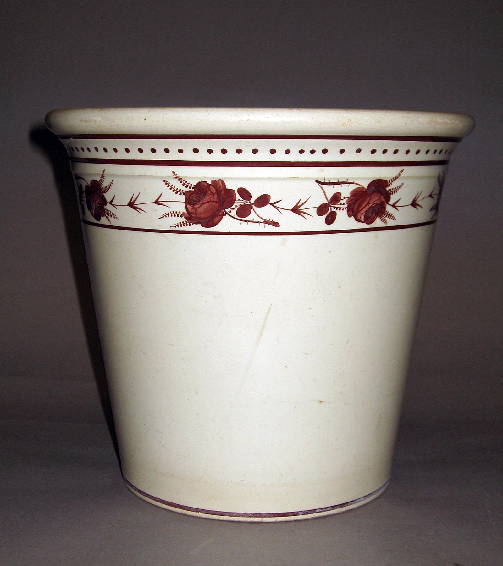 1969.1423.001 Creamware flower pot