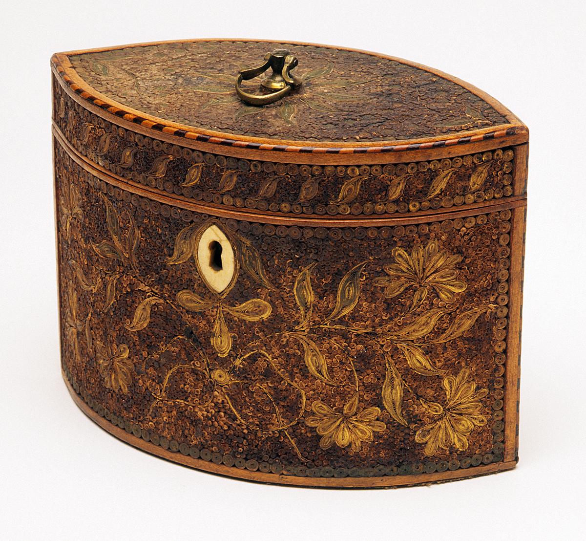 1969.1424 Tea Caddy, View 2