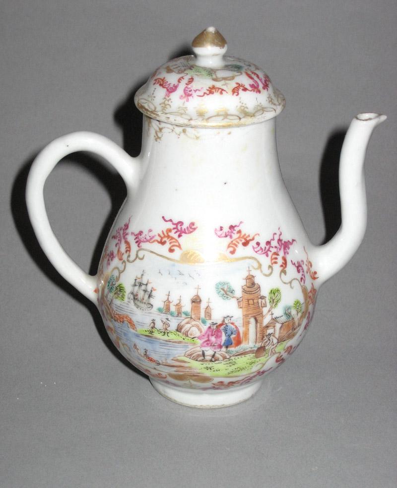 1969.1442.003 Teapot view 3