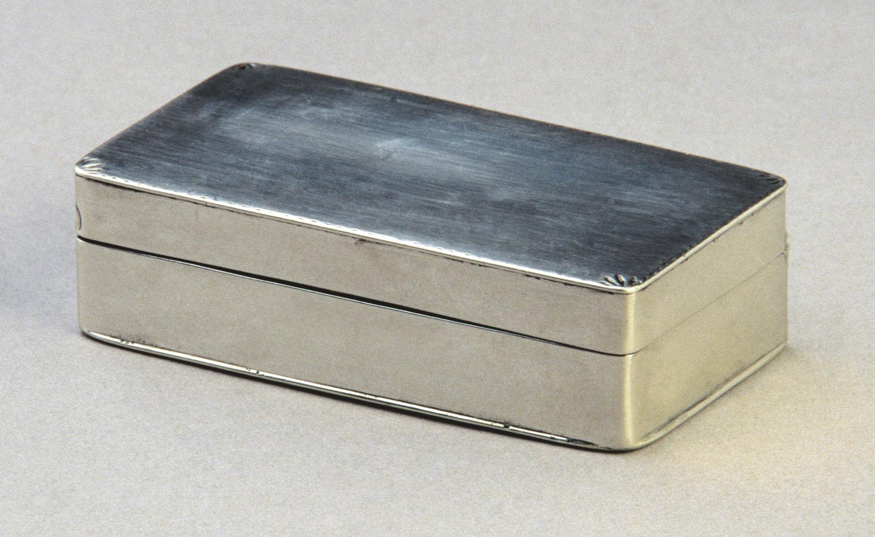 1969.1473 Box, view 2