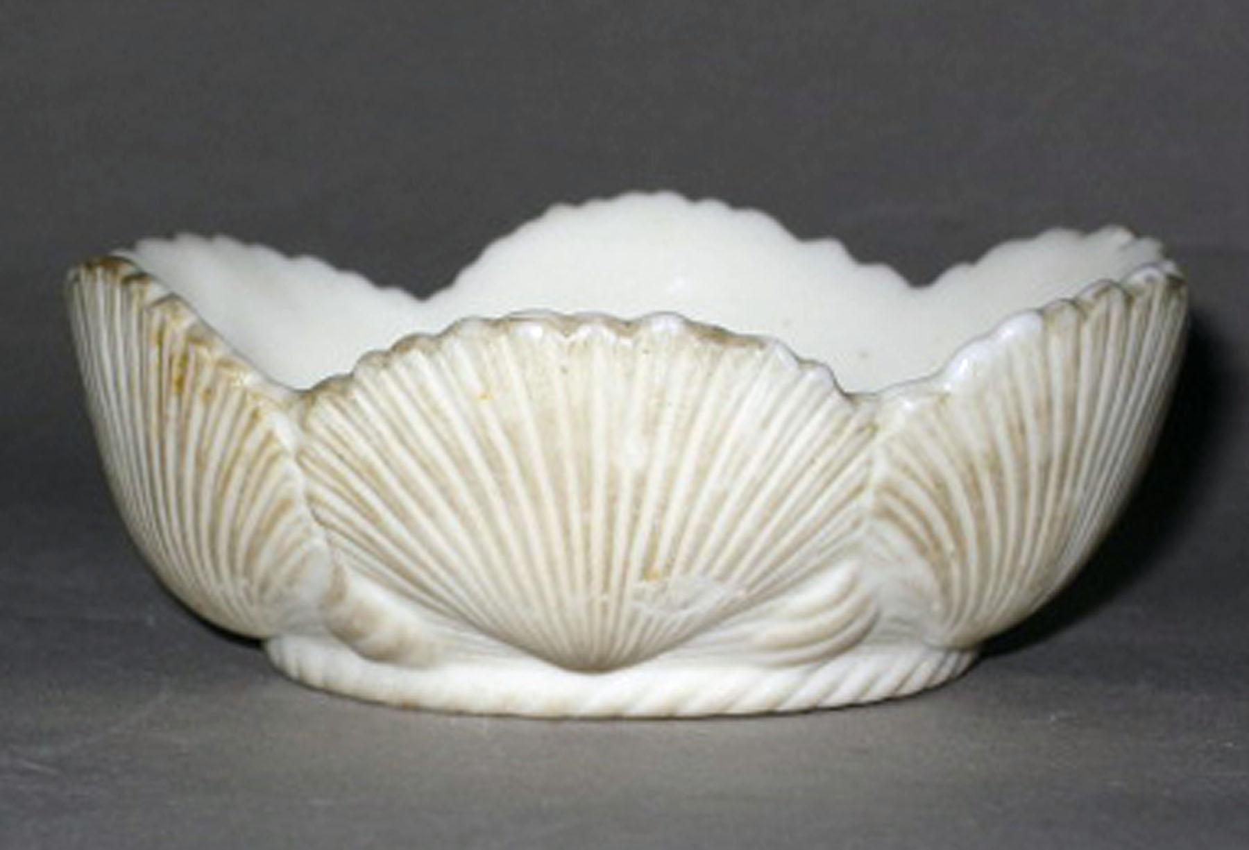 1969.1487 Porcelain dish