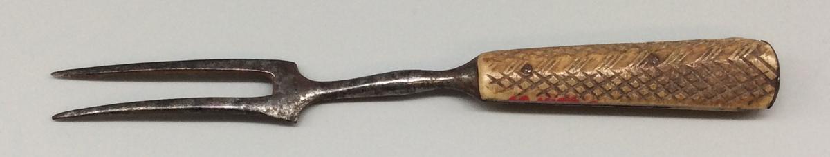 1969.1497.002 Fork, view 2