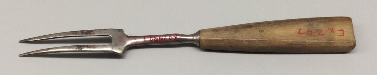 1969.1499.001 Fork, view 2