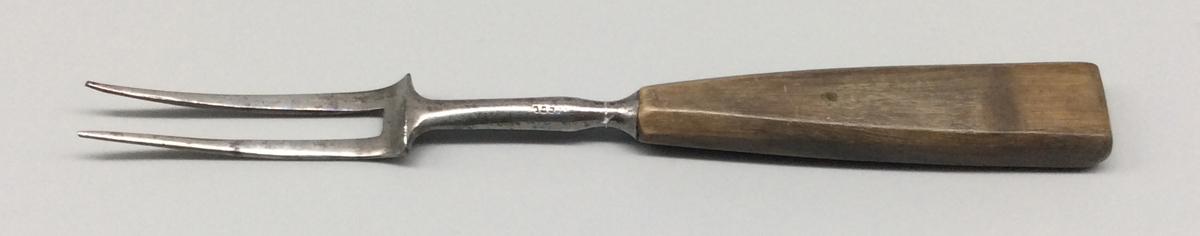 1969.1499.003 Fork, view 1