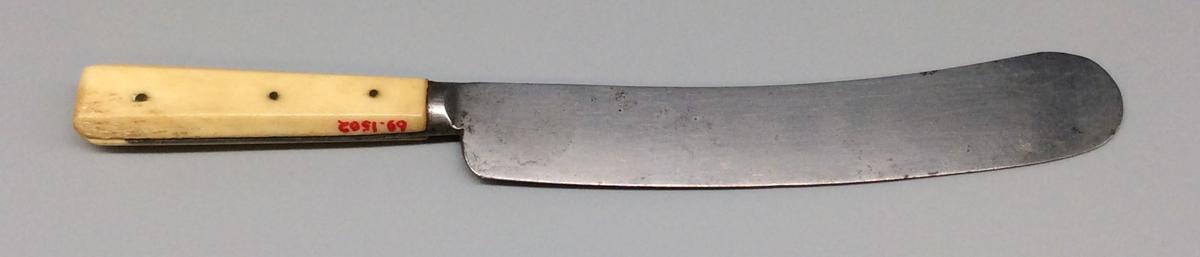 1969.1502 Knife, view 2