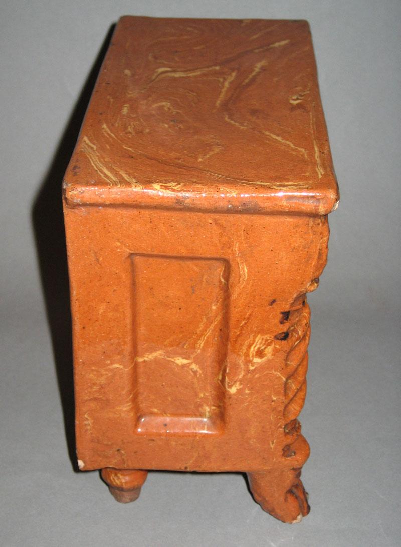 1969.1515 Chest/ bank side