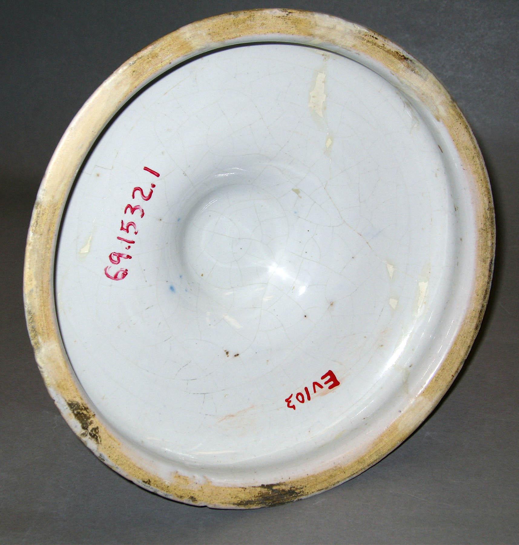 1969.1532.001 Earthenware candlestick (underside)