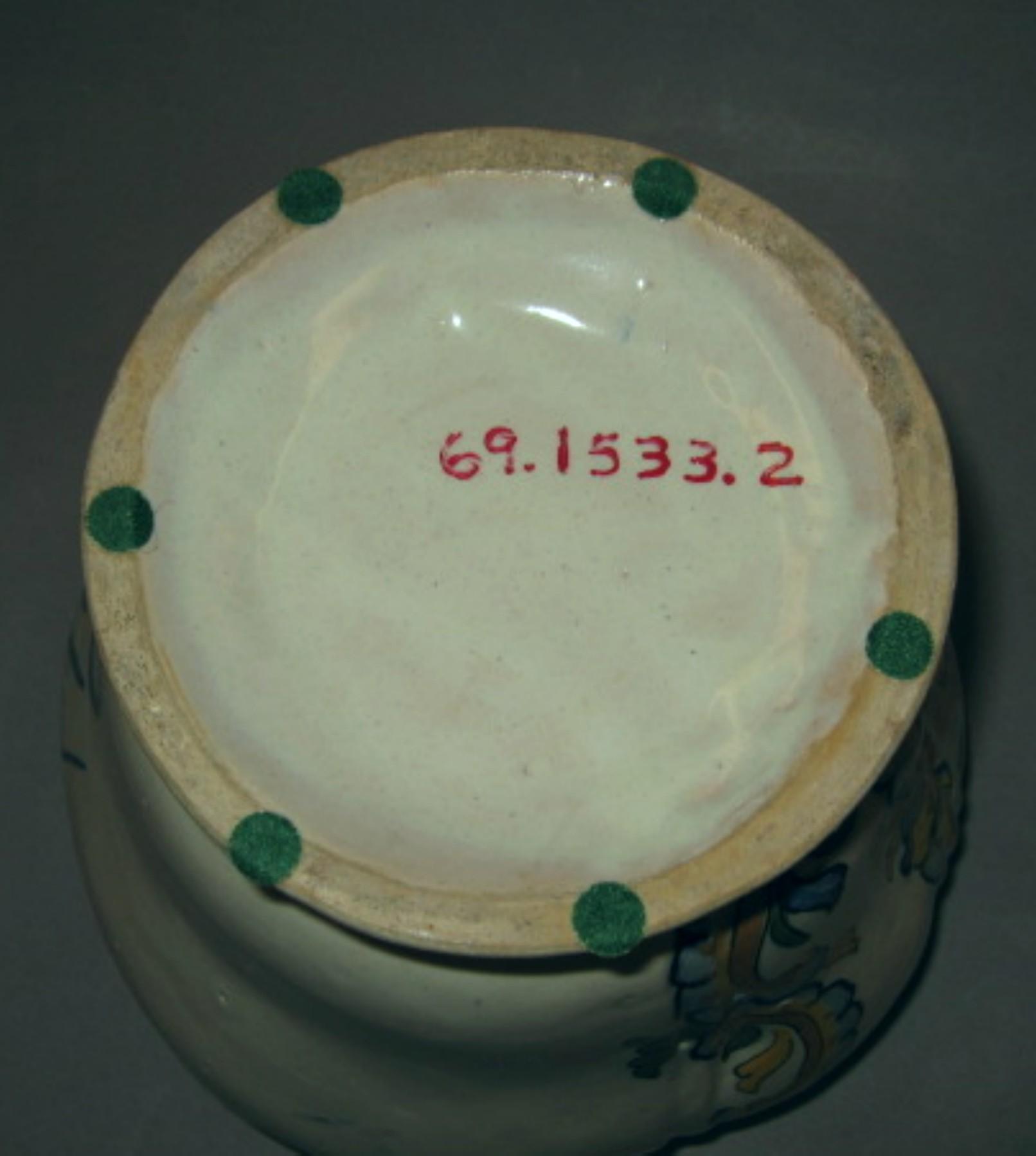 1969.1533.002 Tin-glazed earthenware vase (underside)