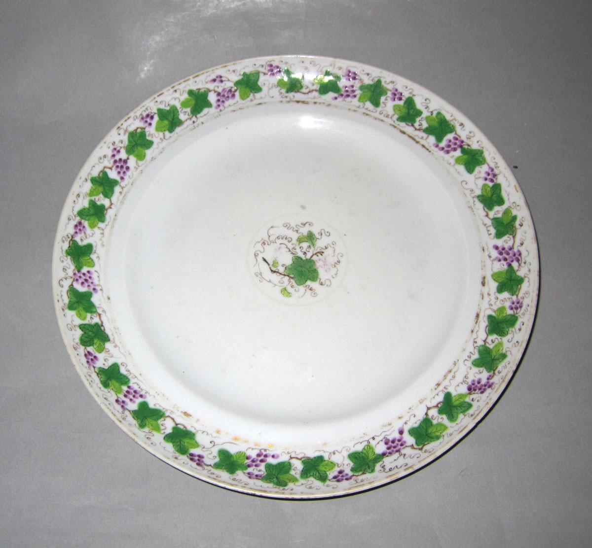 1969.1569 Porcelain plate