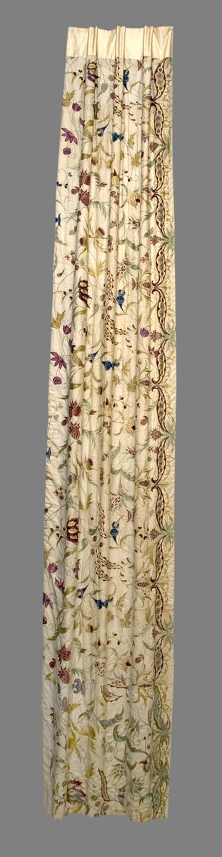 1969.1581 A Window Hanging, Side Curtain