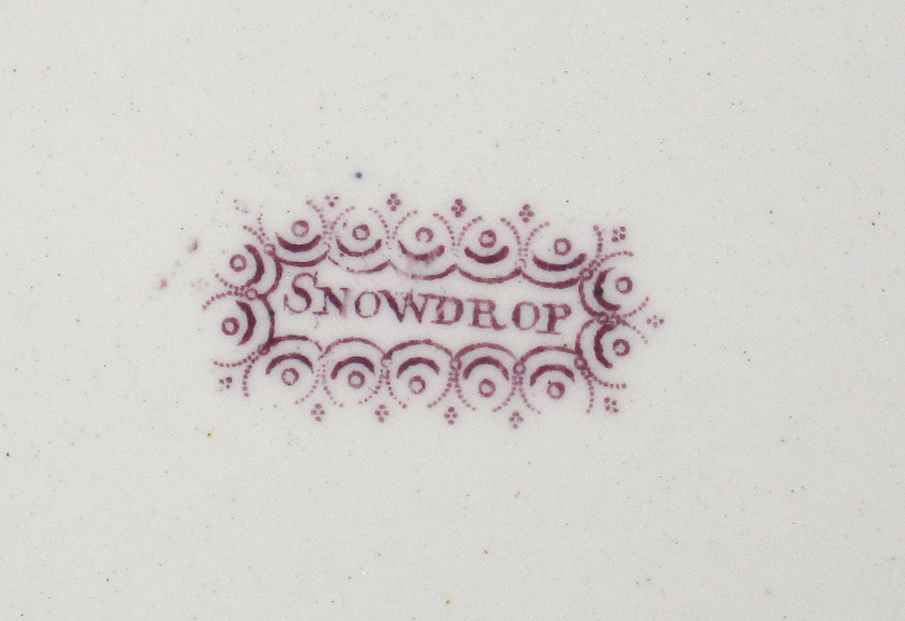 1969.1587 Earthenware plate, detail