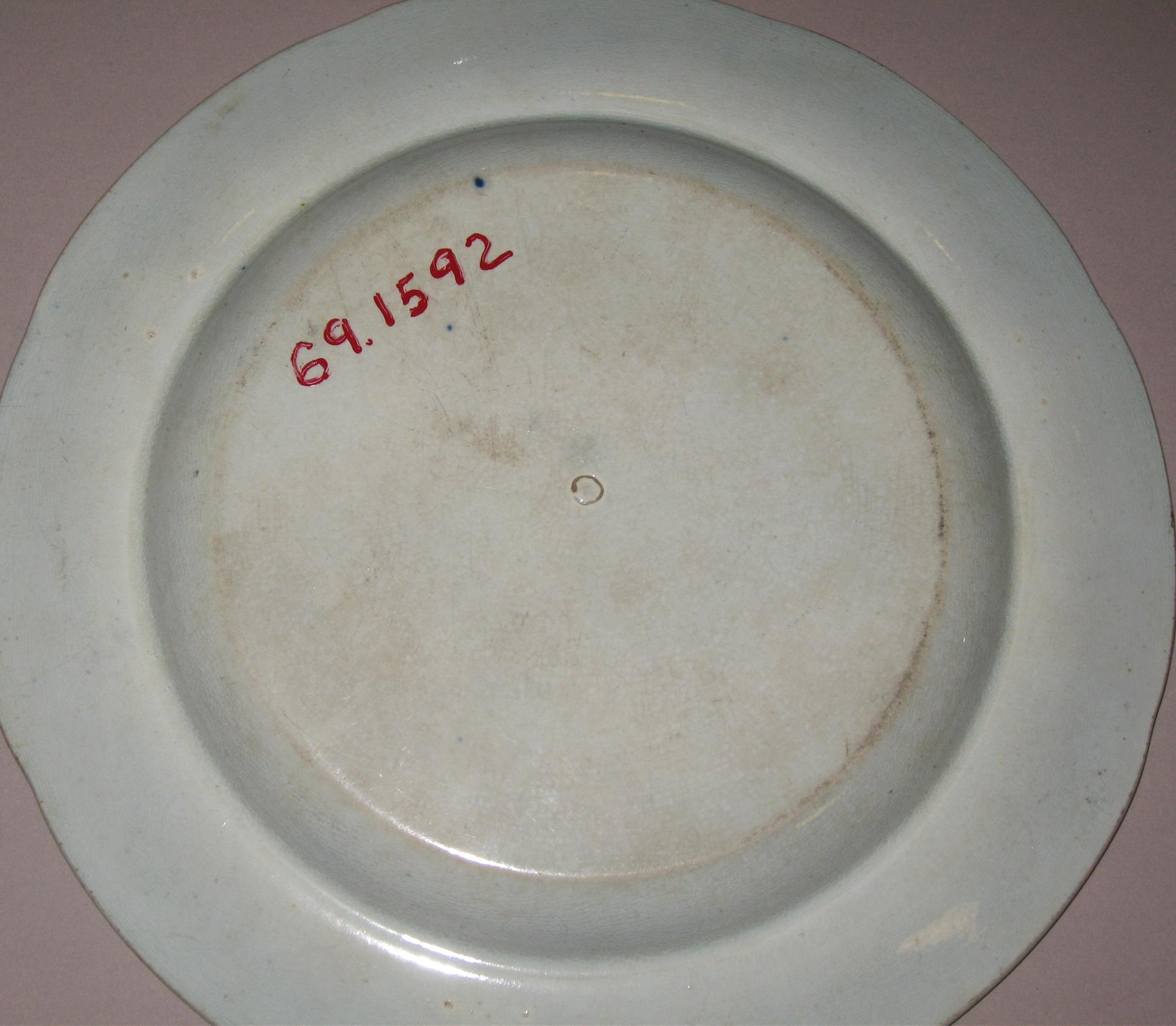1969.1592 Plate (mark)