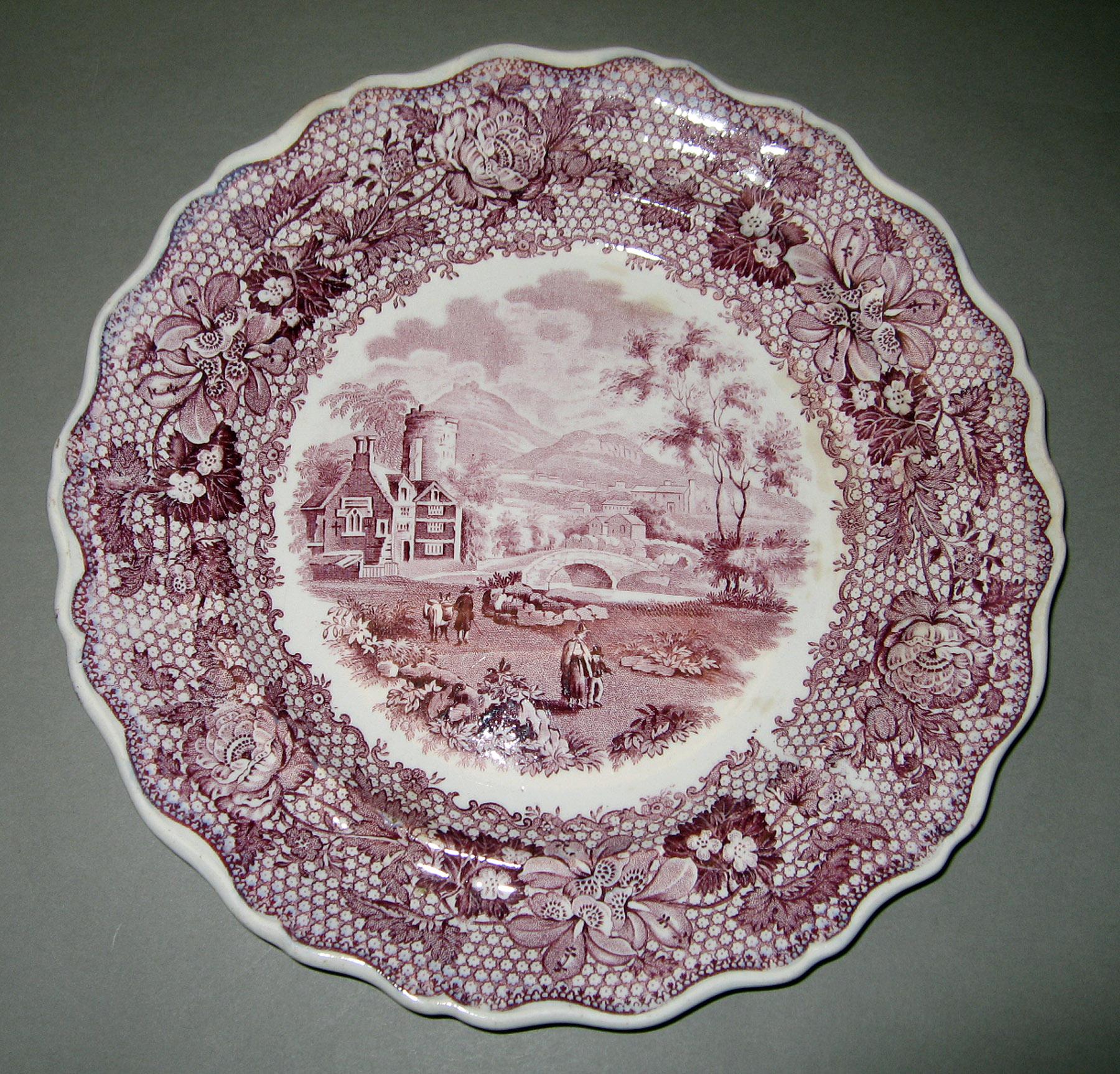 1969.1614 Earthenware plate