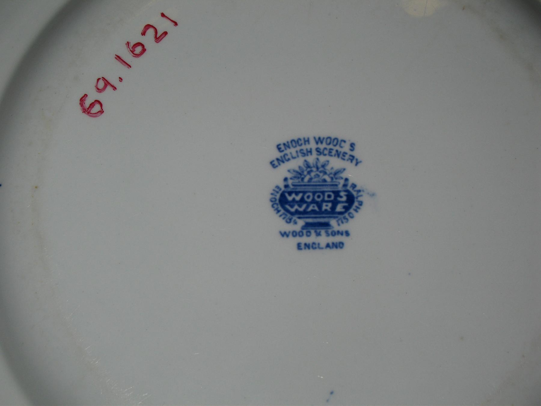 1969.1621 Plate (mark)