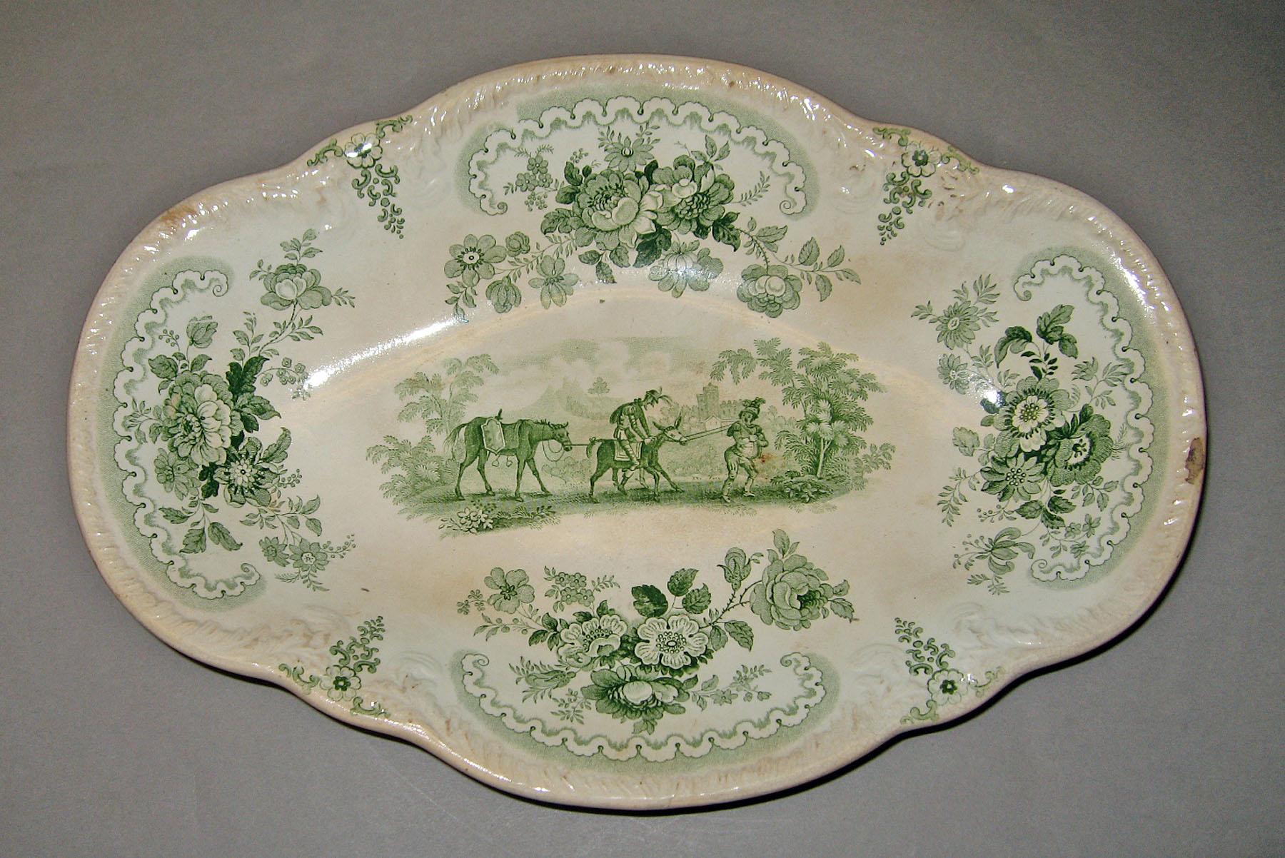 1969.1633 Earthenware dish