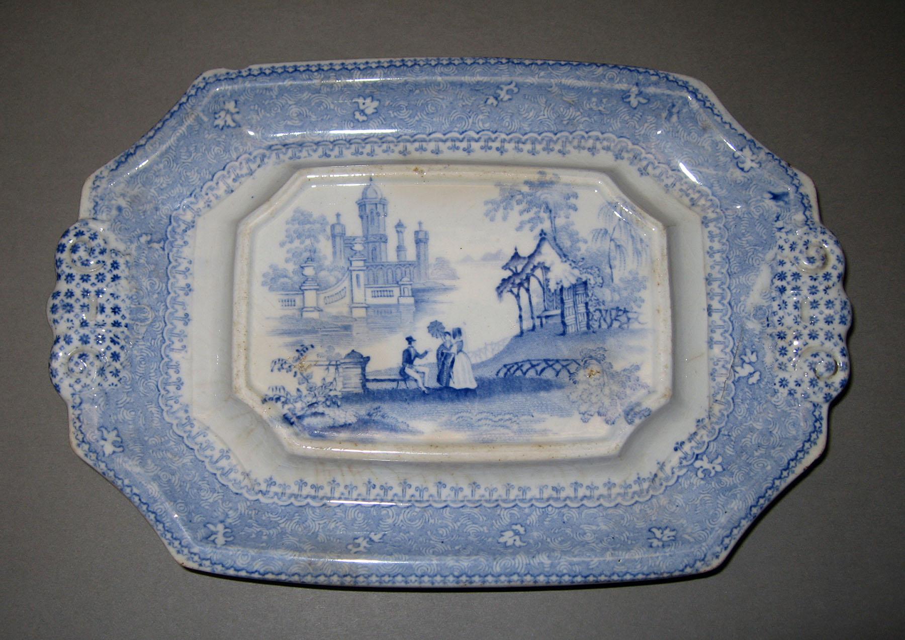 1969.1634 Earthenware stand