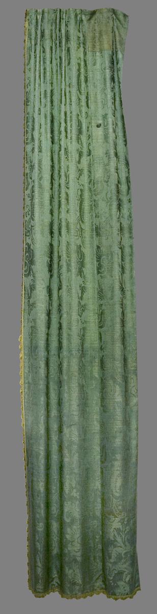 1969.1663 B Window Hanging, Side Curtain