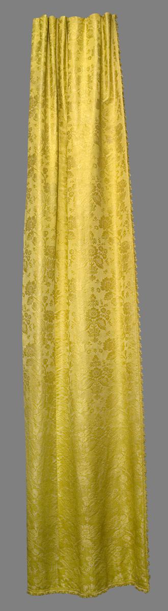 1969.1671 A Window Hanging, Side Curtain