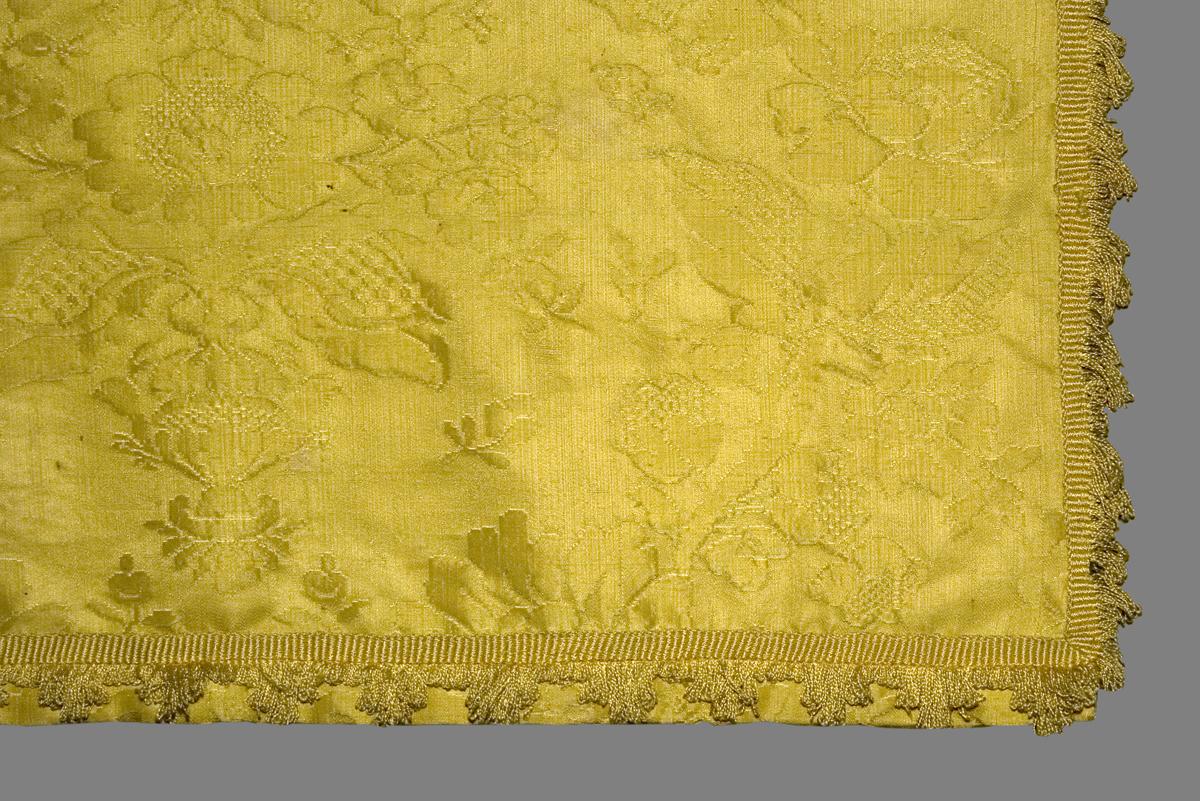 1969.1671 A Window Hanging, Side Curtain, Edge Detail