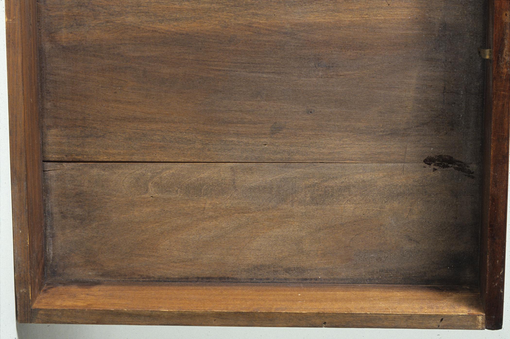 1969.1677 Stand, Wash stand, detail 2