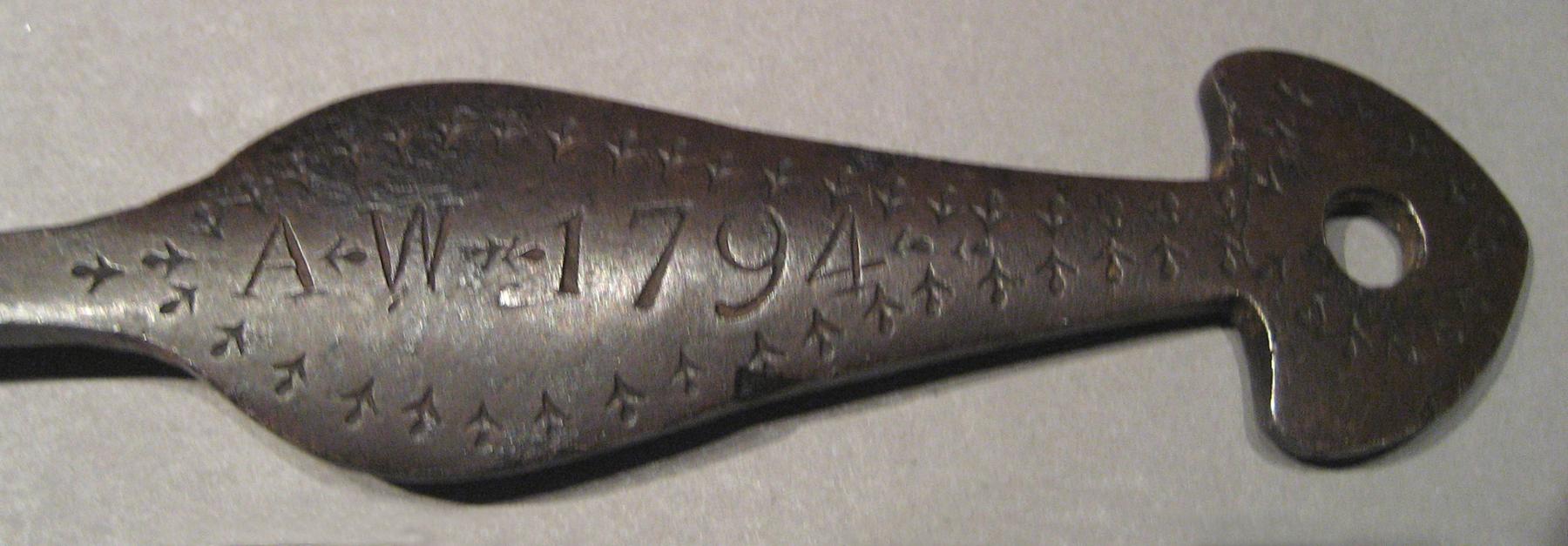 1957.0040.004 Ladle (mark)