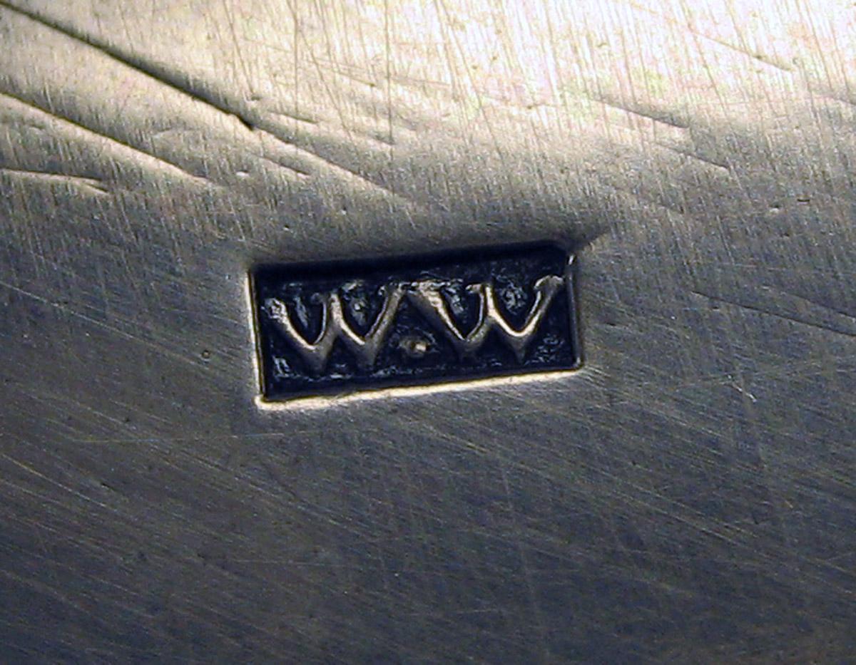 1957.0042 Silver Salver mark 2