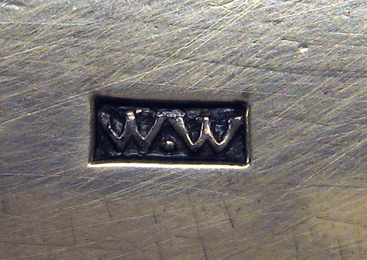 1957.0042 Silver Salver mark 3