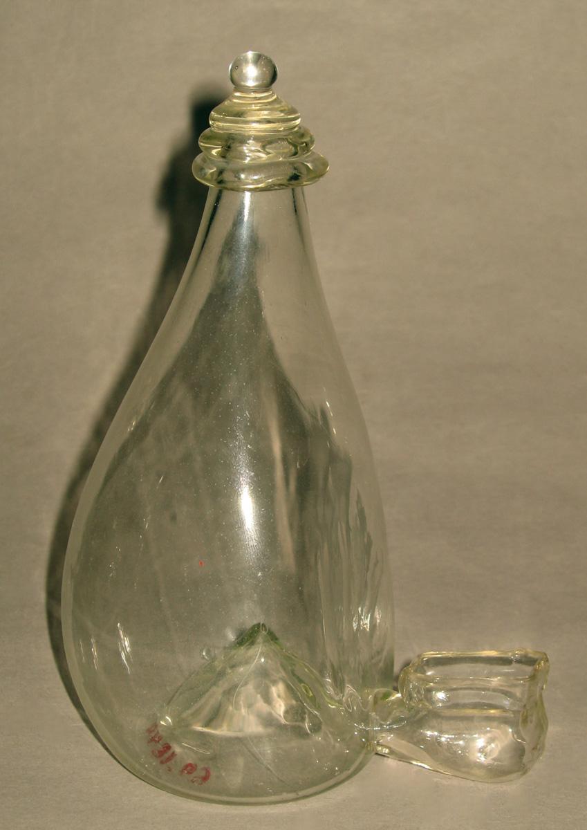 1969.1840 Glass bird feeder