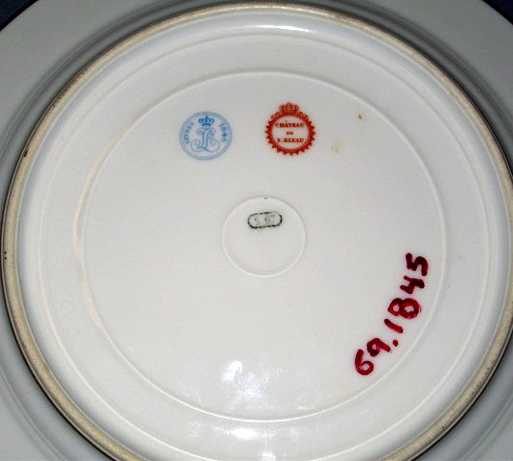 1969.1845 Sèvres porcelain plate (underside)