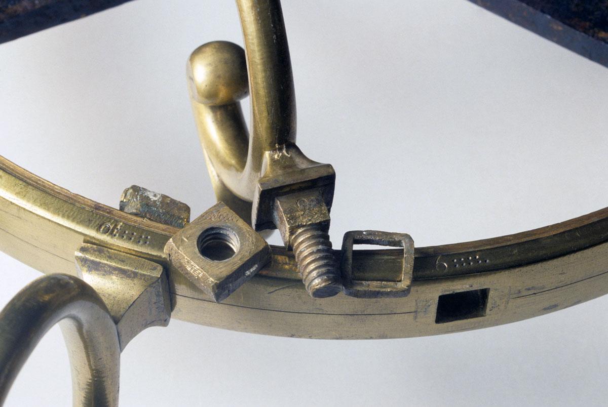 1957.0047 Chandelier detail