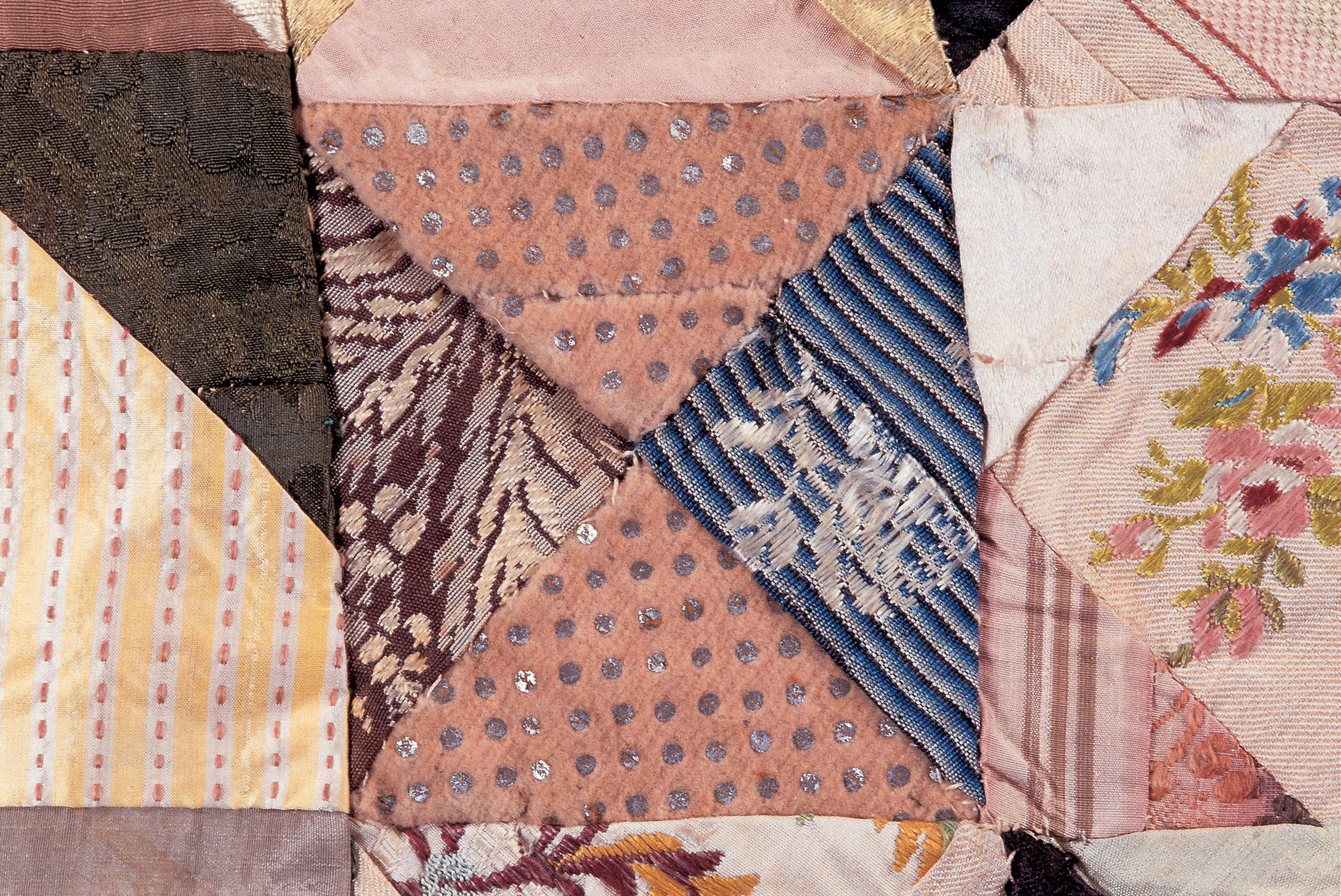 1957.0048 Quilt (Detail 5, printed spangles)