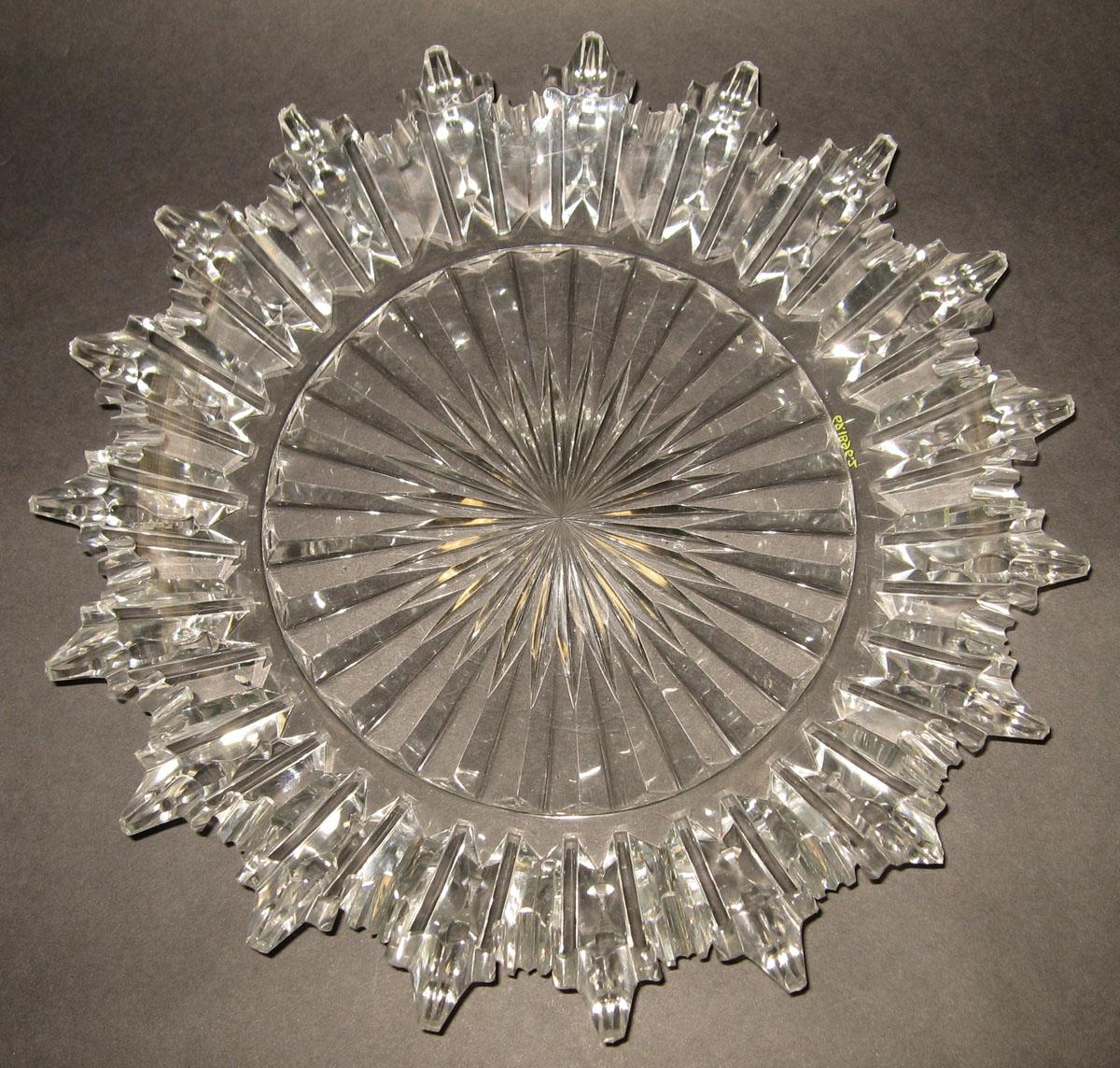 1969.1896.002 Glass plate (underside)