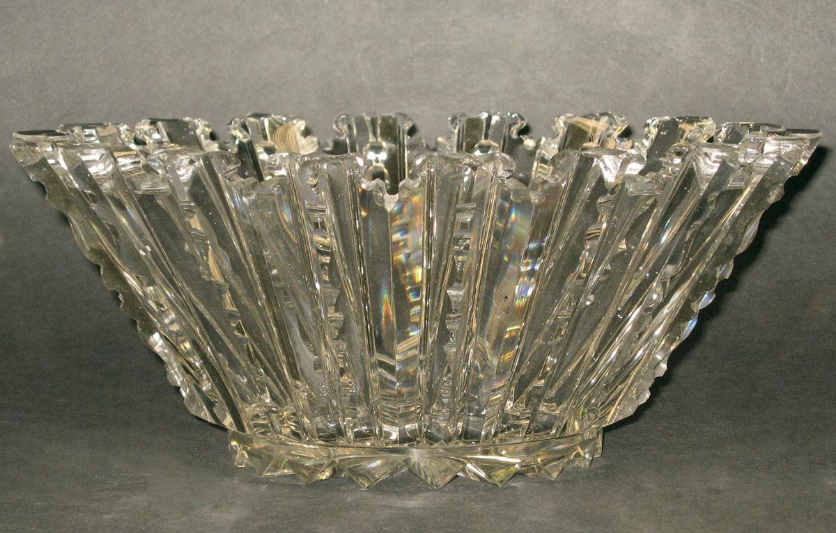 1969.1896.005 Glass bowl