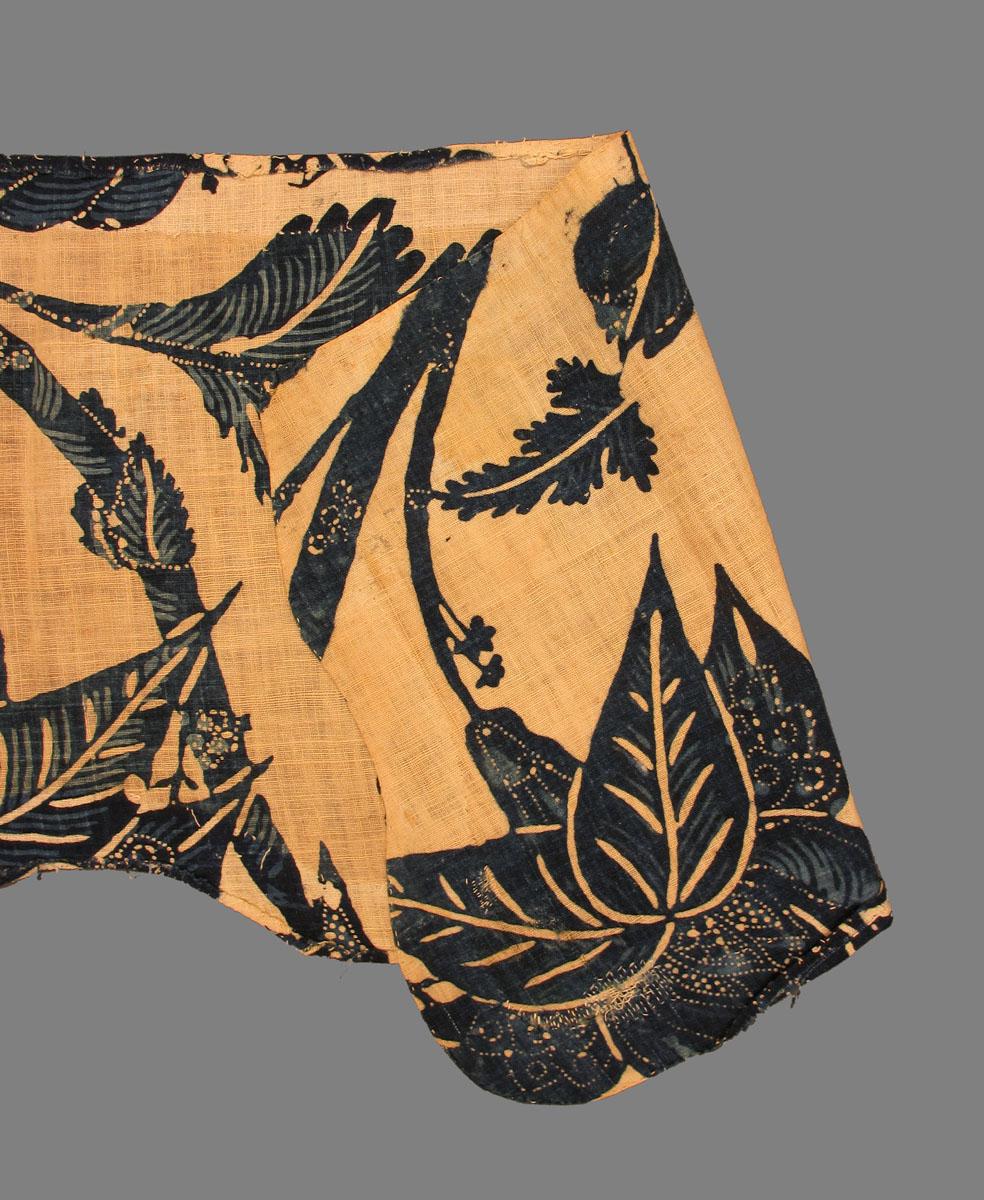 1969.1928.003 textile, printed folded corner