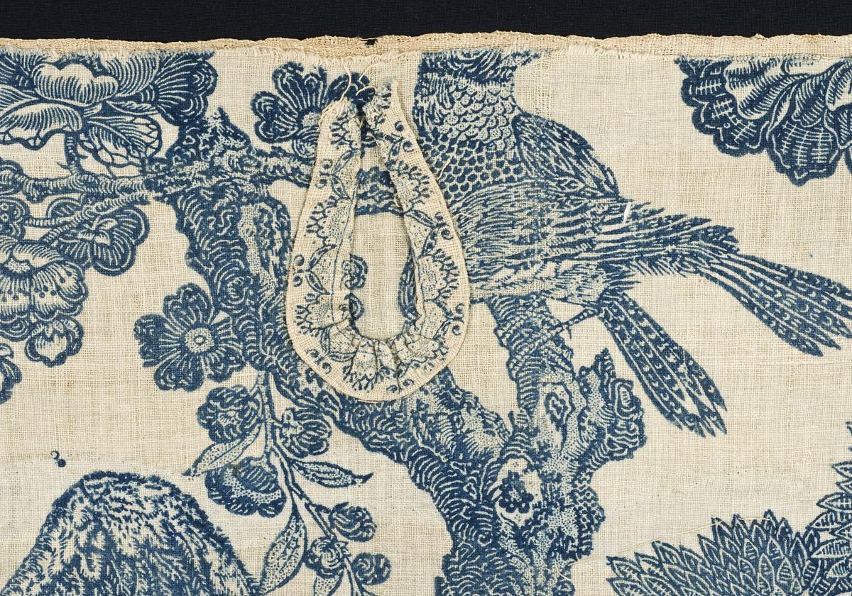 1969.1931.001 Valance, detail, Book image Fig. 6.22