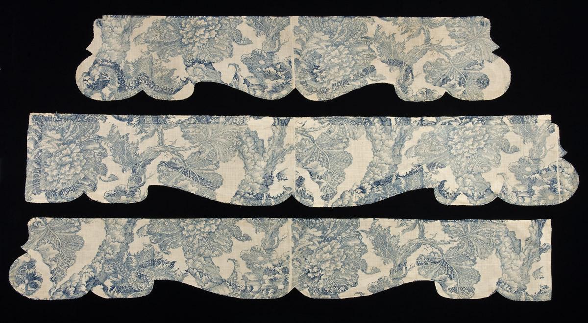 1969.1932.001-.003 Valances (3), Book image C17