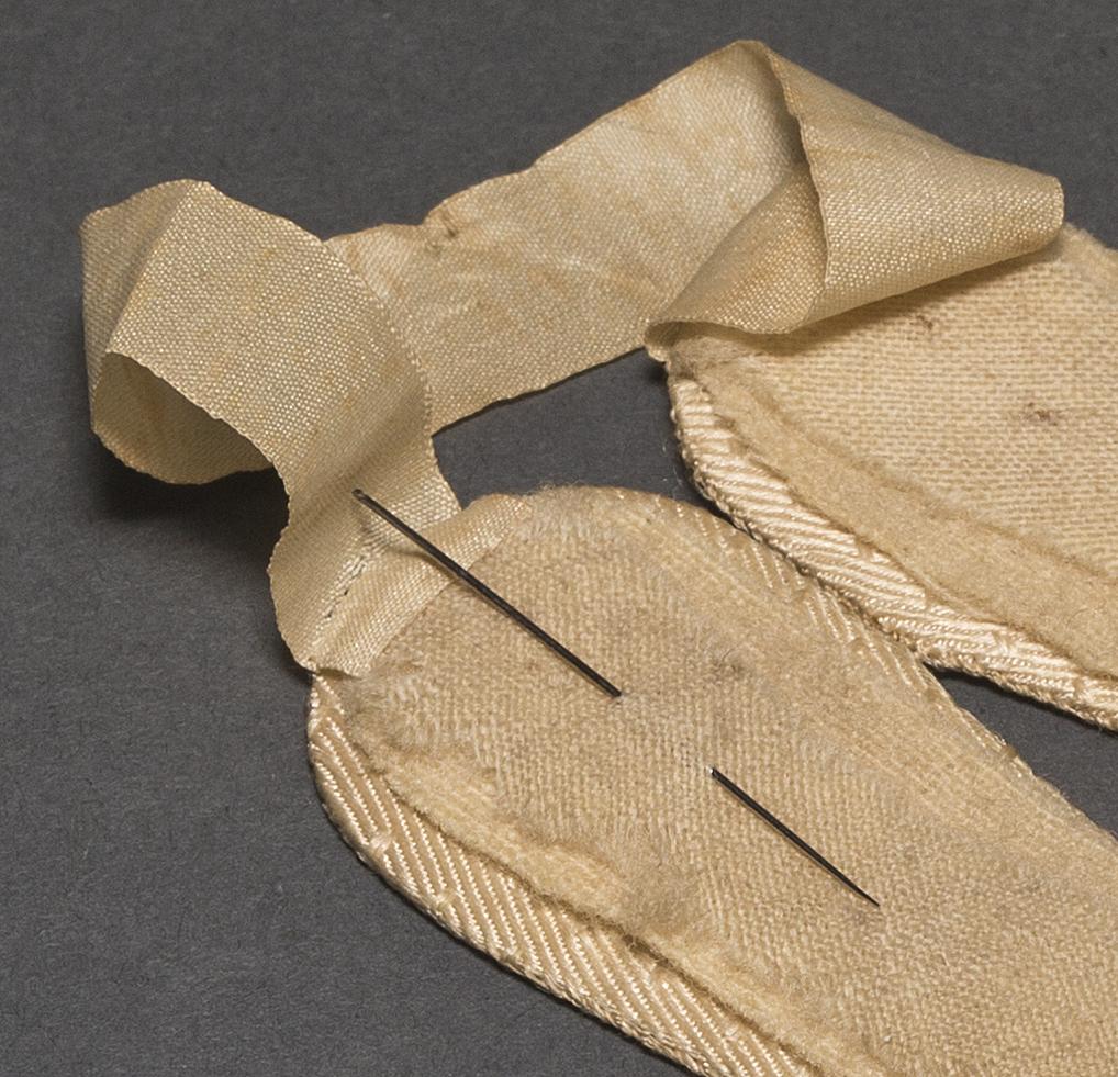 1969.1992 Needle Case, Detail 2