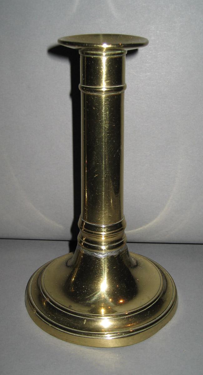 1957.0057.003.002 Candlestick