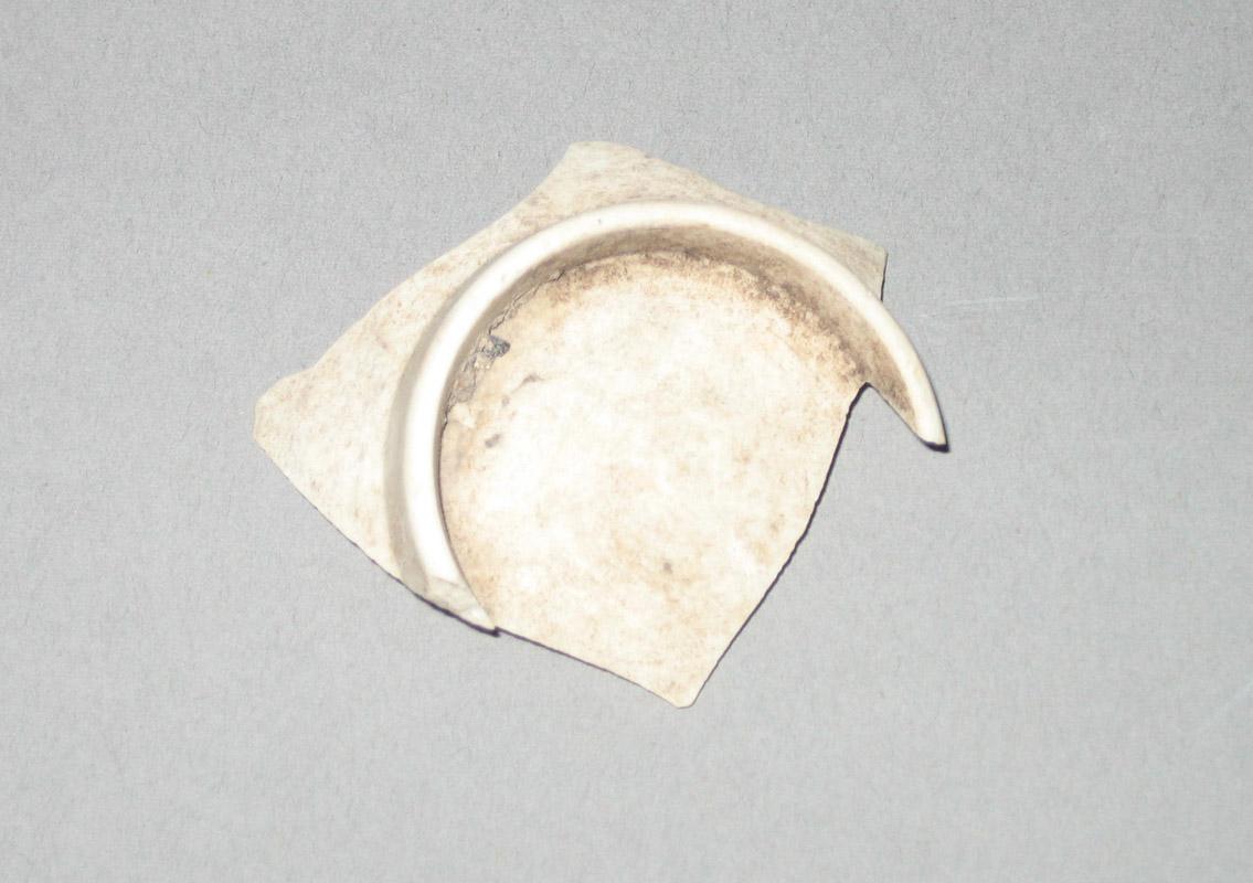 1969.2023.002 Ceramic fragment underside