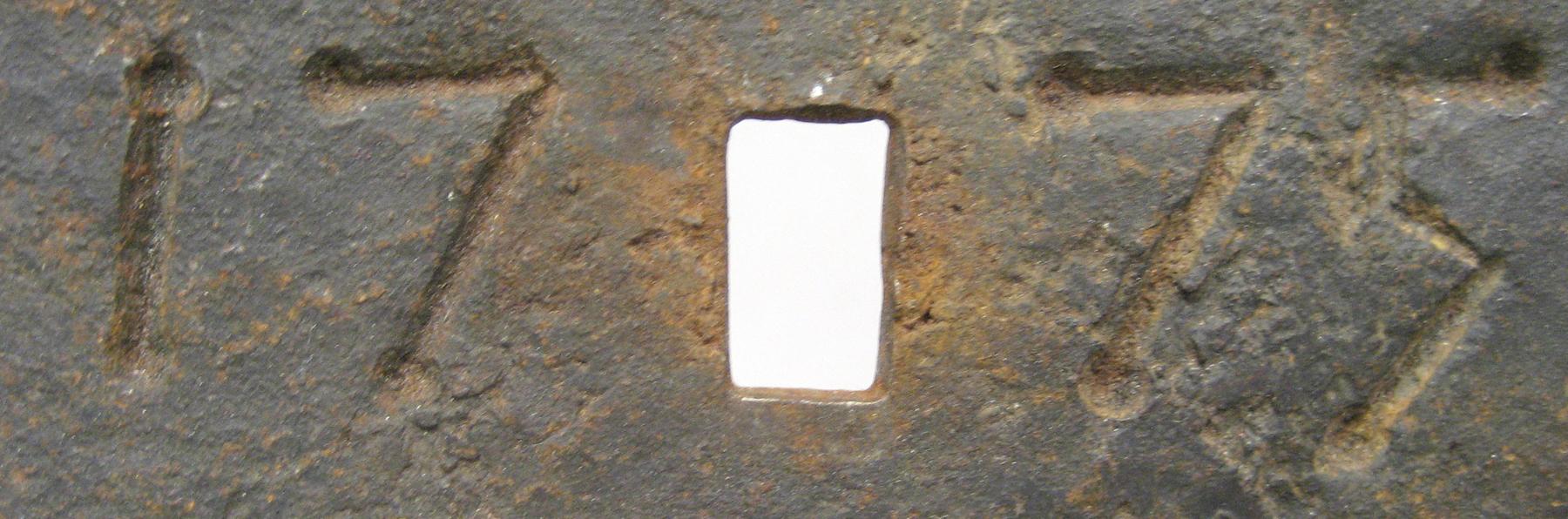 1969.2043 Door handle (mark)