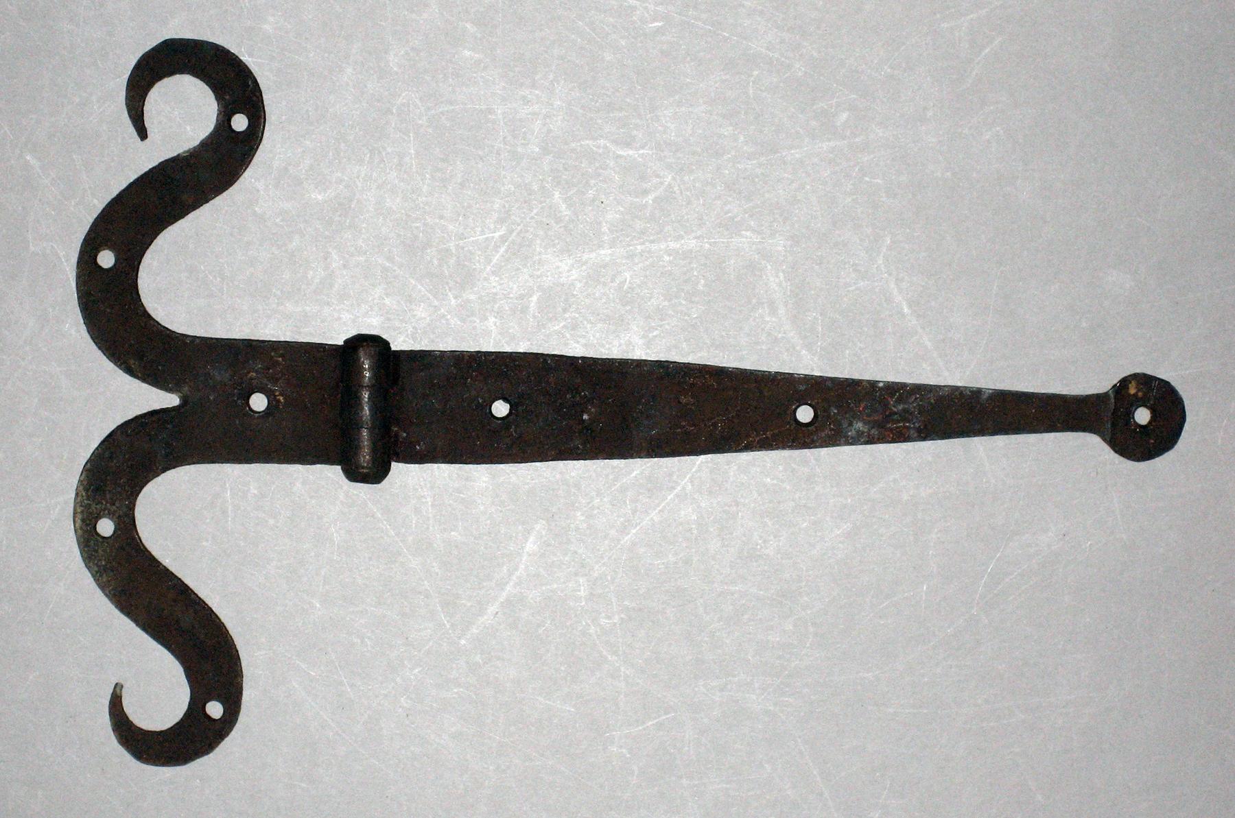 1969.2067 Hinge