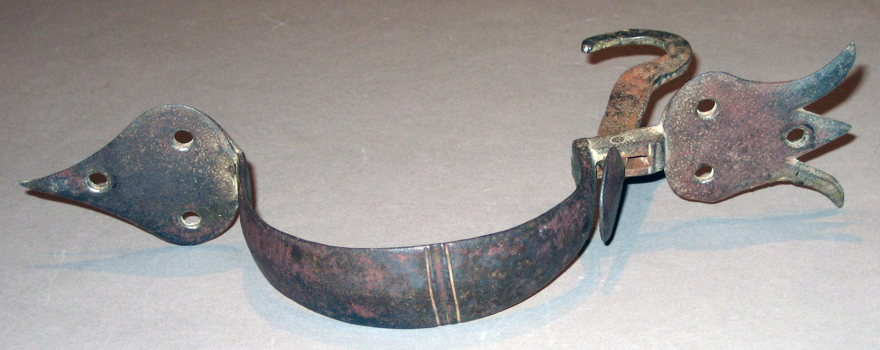 1969.2077 Door handle