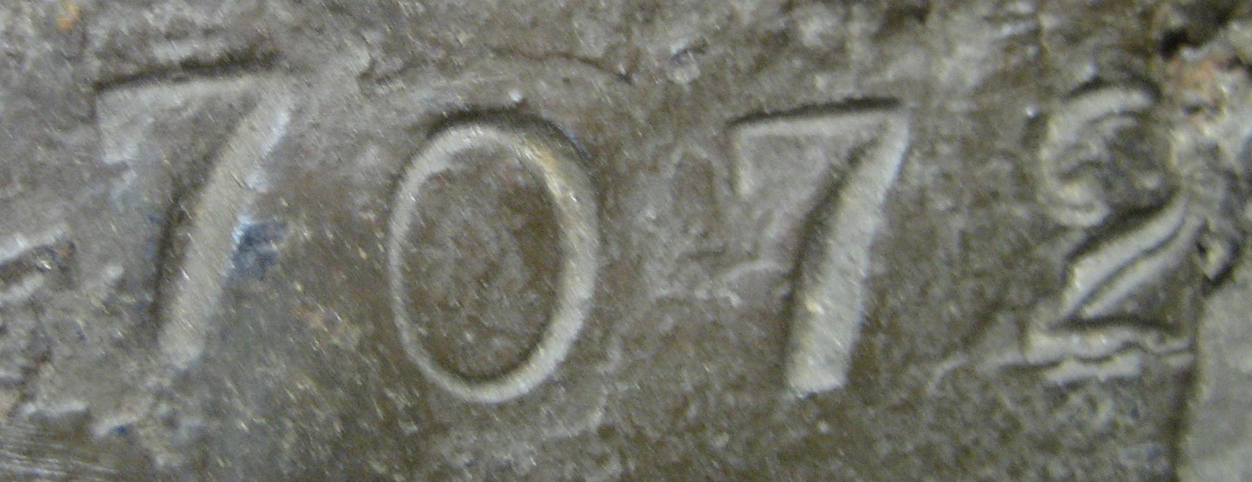 1969.2102 Hinge (mark)