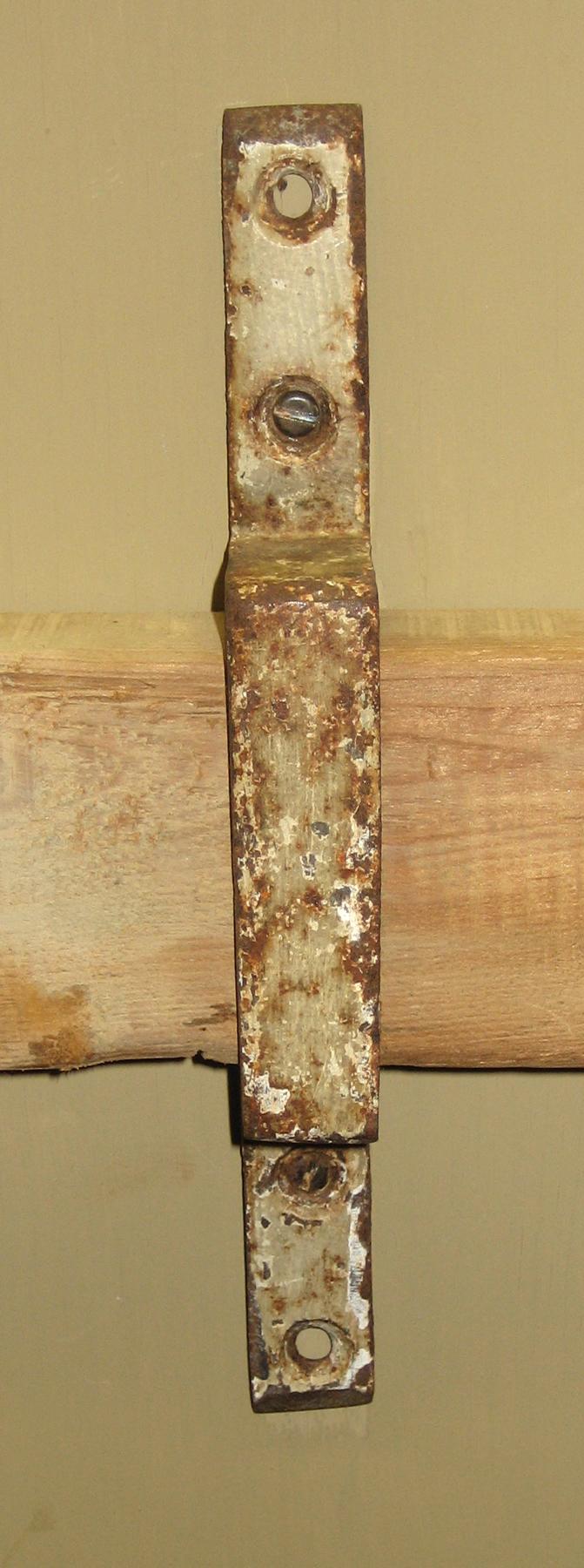1969.2133.001 Door bar support