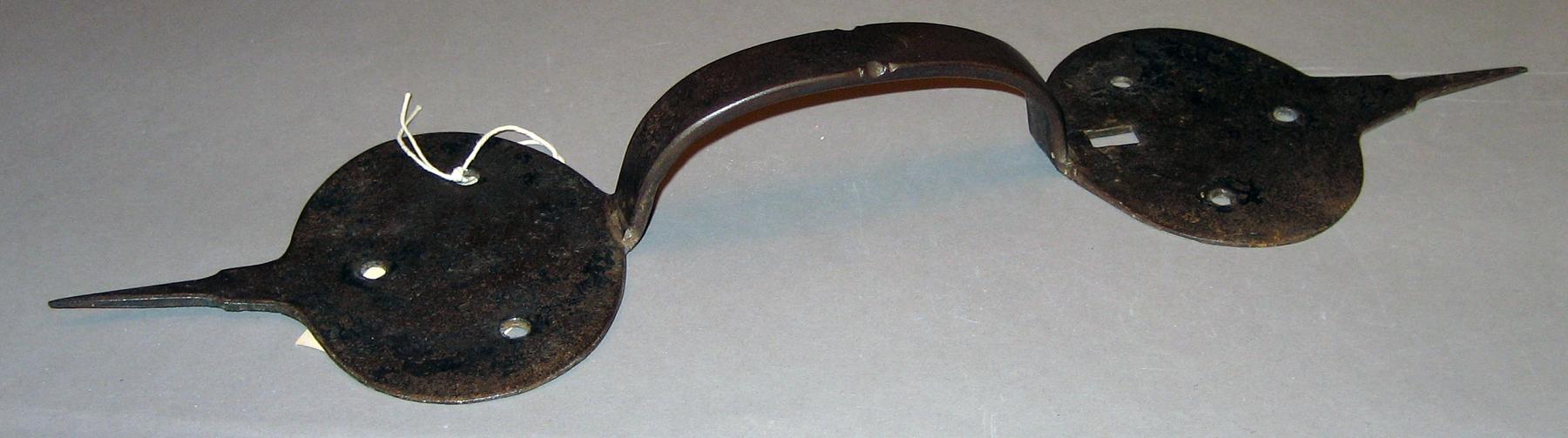 1969.2134 Door handle