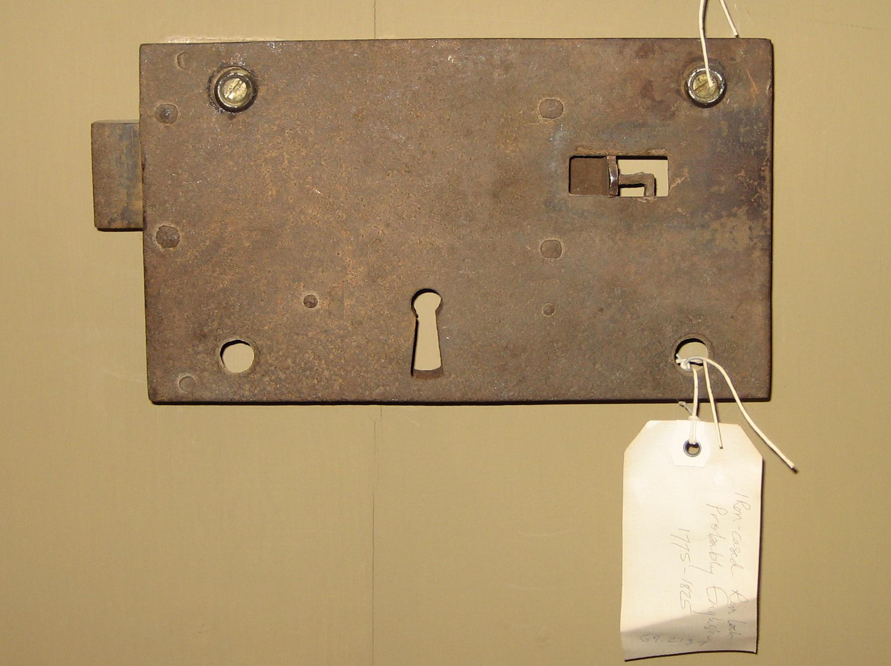 1969.2139 Rim lock