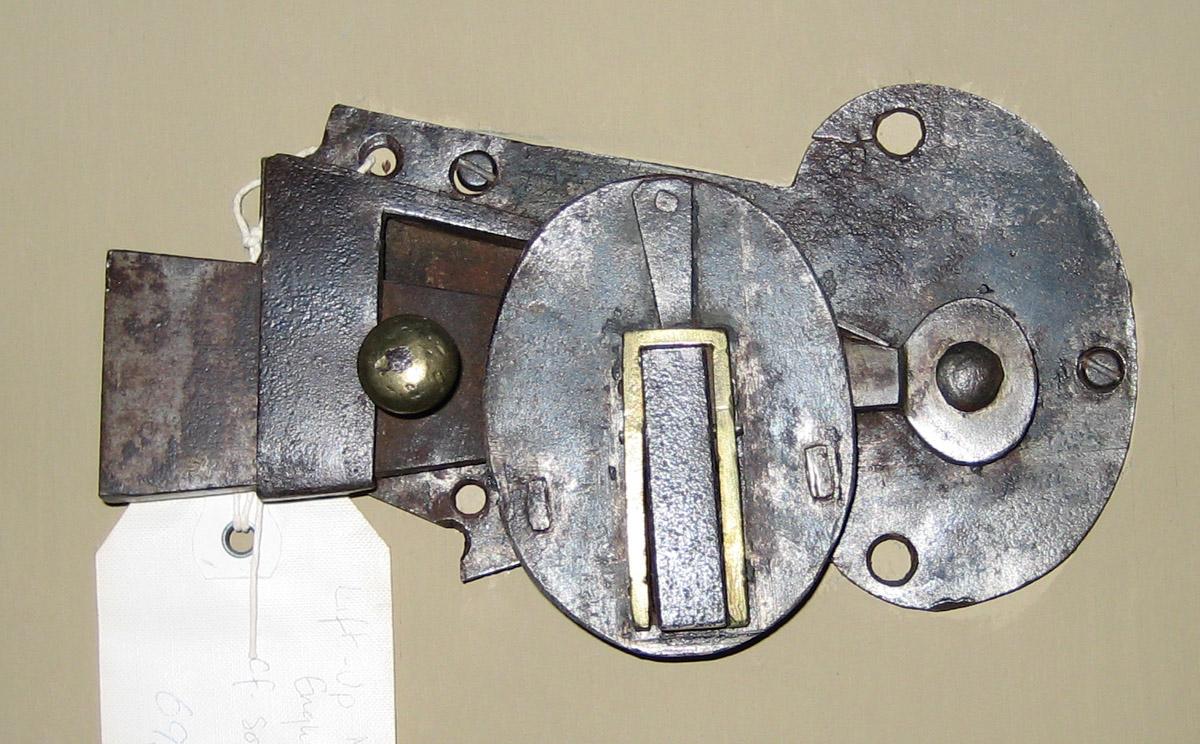 1969.2141 Latch