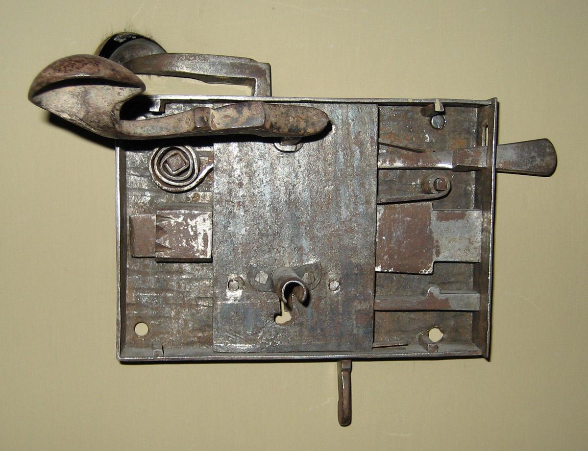1969.2146 Lock (2)