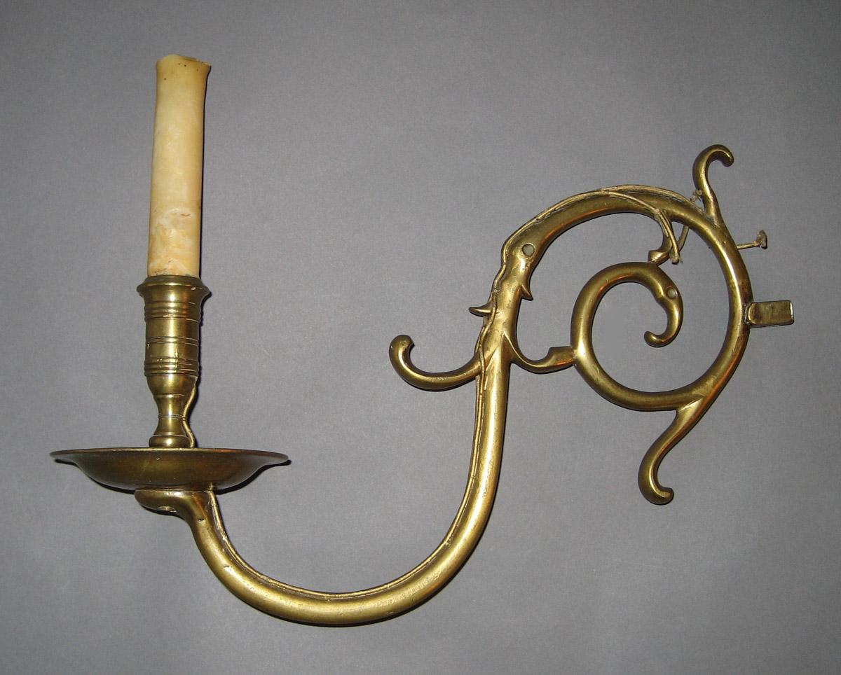 1969.2149 D Chandelier