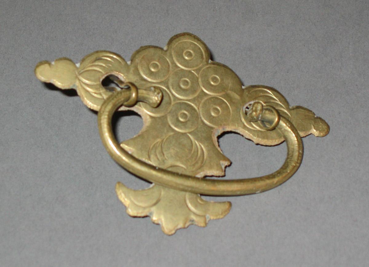 1969.2157 B Cabinet handle